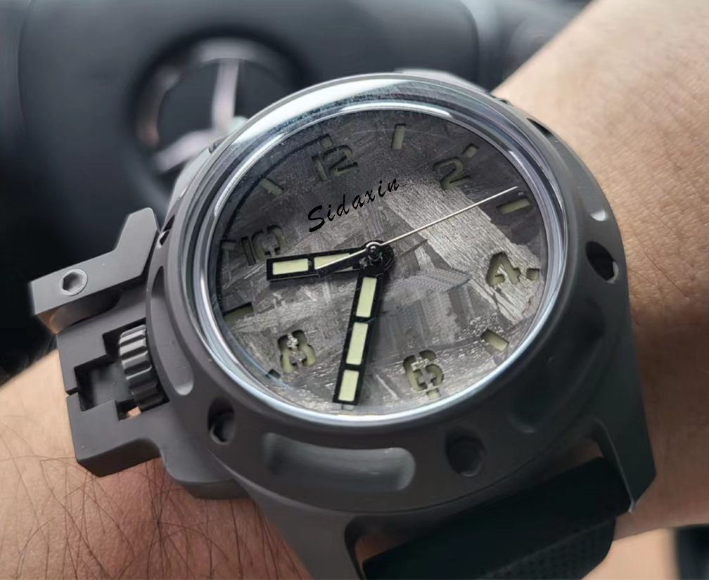 Automatic mechanical bronze/ Titanium/stainless steel diving watch